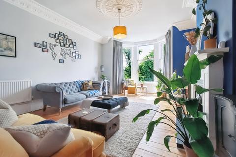 undefined, Queens Drive, Flat 2-2, Queens Park, Glasgow, G42 8BJ