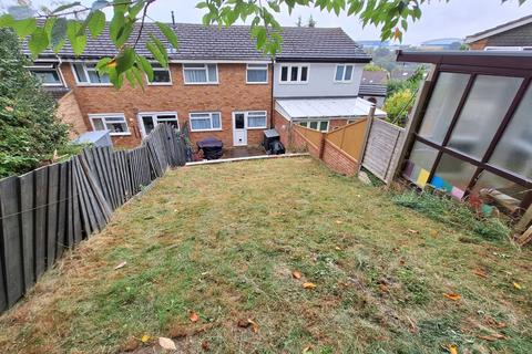 3 bedroom terraced house for sale, Devon Road, Luton, LU2 0RU