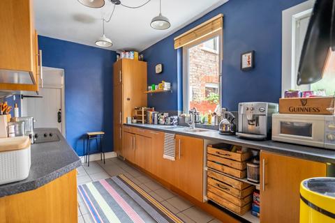 2 bedroom terraced house for sale, Lindley Street, York