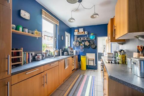 2 bedroom terraced house for sale, Lindley Street, York