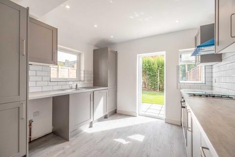 6 Bingham Road, Burnham, Slough, SL1 7ED
