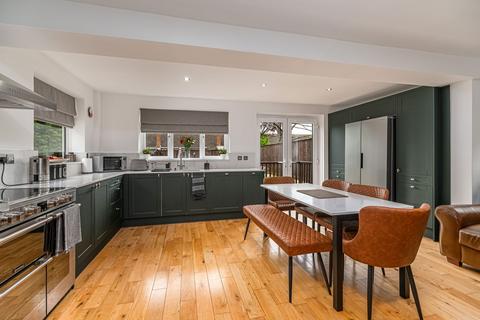 127 Warkton Lane, Barton Seagrave, Kettering, NN15 5AP
