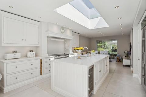 101 Amersham Road, Beaconsfield, HP9 2EH