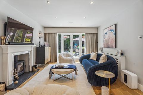 101 Amersham Road, Beaconsfield, HP9 2EH