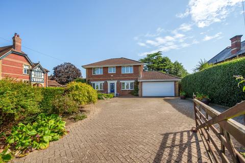 4 bedroom house for sale, Upper Marsh Road, Warminster, BA12