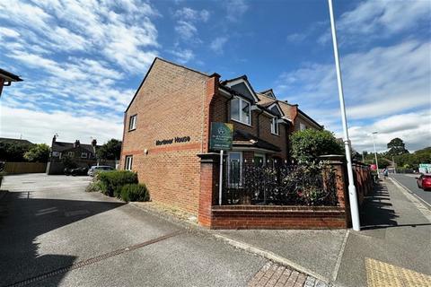 1 bedroom flat for sale, 77 Penfold Road, Worthing BN14