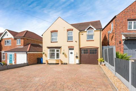 5 bedroom detached house for sale, Salters Lane, Tamworth