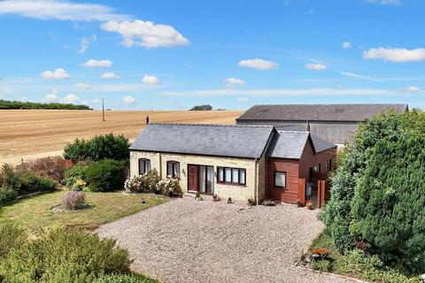 2 bedroom detached bungalow for sale, Ness Road, Cambridge CB25