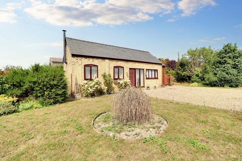 2 bedroom detached bungalow for sale, Ness Road, Cambridge CB25