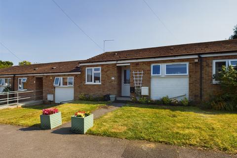 2 bedroom terraced bungalow for sale, Glebe Close, Tadley, RG26