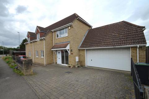 4 bedroom detached house for sale, Wilburton Road, Stretham CB6