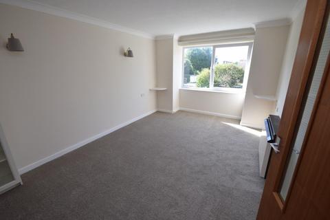 1 bedroom flat for sale, St. Johns Road, Eastbourne BN20