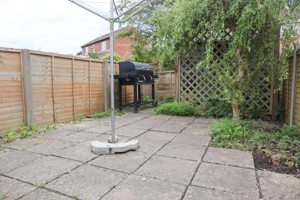 2nd Patio Area