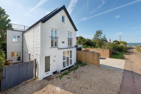 4 bedroom detached house for sale, Allan Road, Seasalter, Whitstable