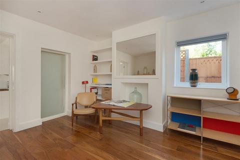 Granville House Allan Road, Seasalter, Whitstable, CT5 4AH