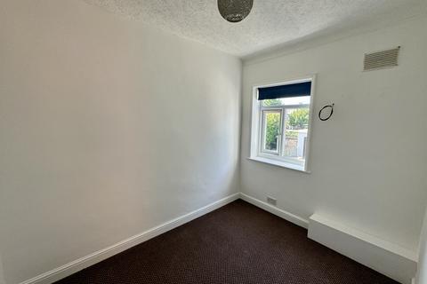 2 bedroom end of terrace house for sale, Winton Avenue, Blackpool FY4