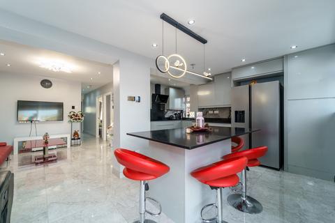 3 bedroom semi-detached house for sale, Compton Place, Watford, WD19