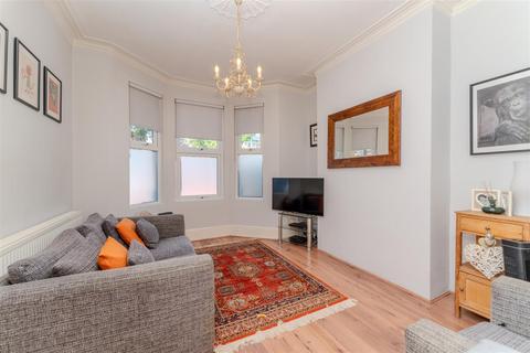 61 Dudley Gardens, London, W13 9LU