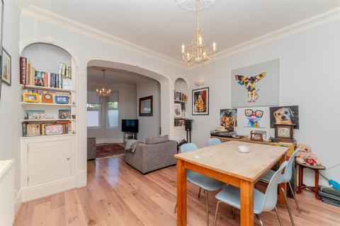 61 Dudley Gardens, London, W13 9LU
