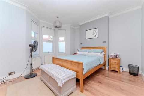 61 Dudley Gardens, London, W13 9LU