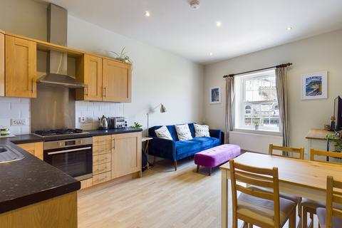 2 bedroom flat for sale, Fleet Court, Fleet Street, Torquay