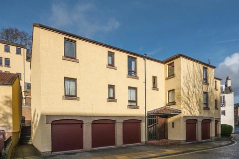 2 bedroom flat to rent, Damside, Edinburgh, EH4