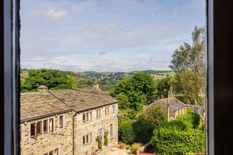 2 bedroom cottage for sale, Shaws, Uppermill, Saddleworth