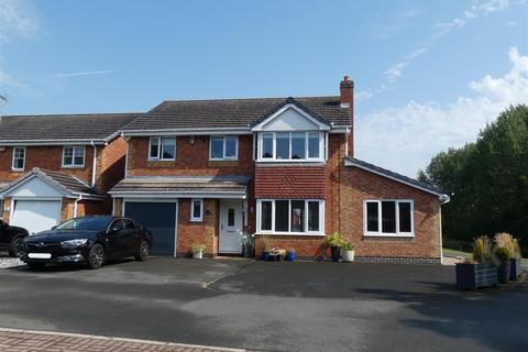 4 bedroom detached house for sale, Kingsmead, Stretton, Burton-On-Trent