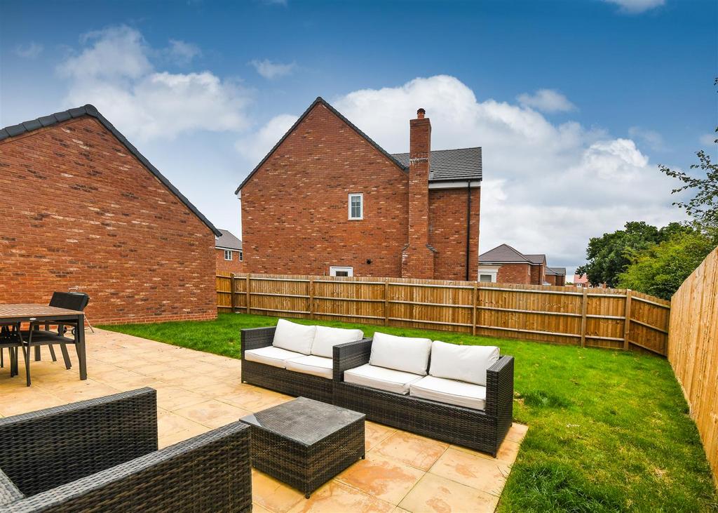 17 Crossfield Crescent - Garden Rev A.jpg