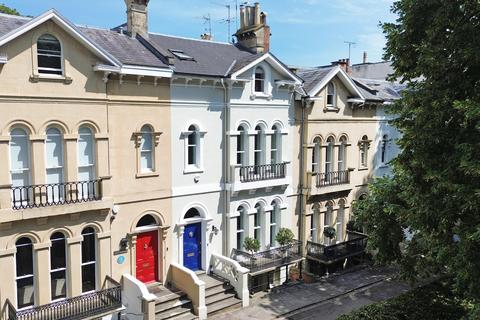 6 bedroom terraced house for sale, St. Georges Road, Cheltenham, Gloucestershire, GL50