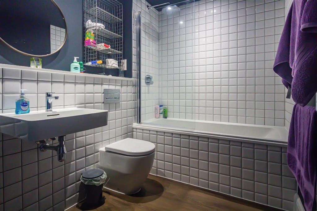 Laundry Quarter-3.jpg