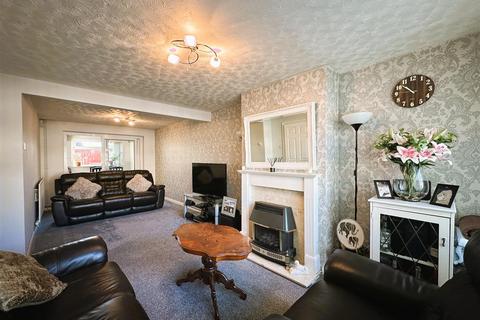 5 bedroom semi-detached house for sale, Locke Avenue, Leicester LE4