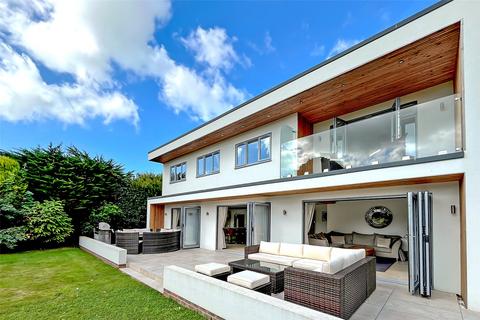 48 Angmering Lane, East Preston, Littlehampton, BN16 2TA