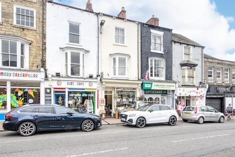 Retail property (high street) to rent, High Street, Knaresborough