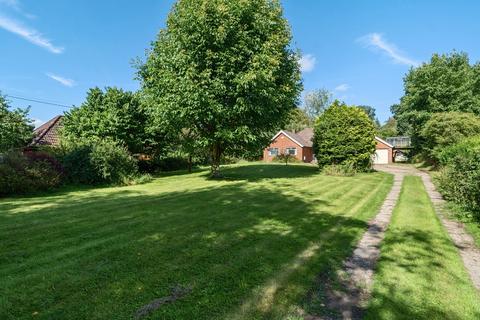 3 bedroom bungalow for sale, Grosvenor Road, Medstead, Alton, Hampshire, GU34