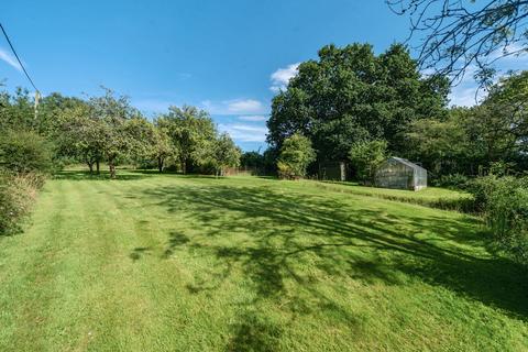 3 bedroom bungalow for sale, Grosvenor Road, Medstead, Alton, Hampshire, GU34