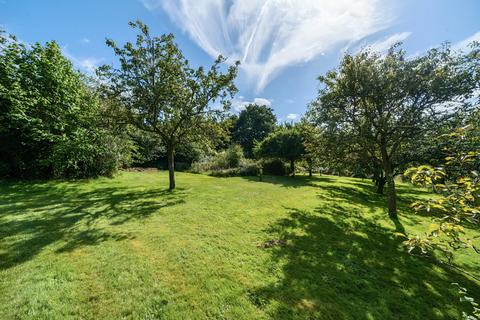 3 bedroom bungalow for sale, Grosvenor Road, Medstead, Alton, Hampshire, GU34