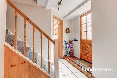 Welsby Cottage Lees Yard, Whitby, YO22 4BQ