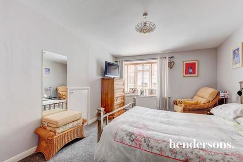 Welsby Cottage Lees Yard, Whitby, YO22 4BQ
