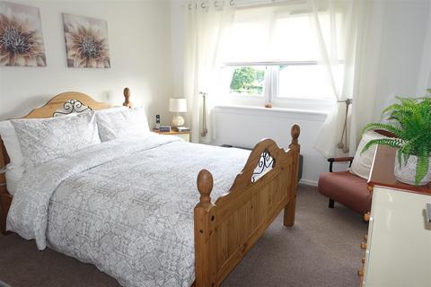 21 Ash Grove, Blackburn, Bathgate, EH47 7QJ