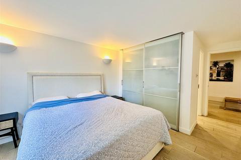 Flat 1, Larch Court Admiral Walk, London, W9 3UA