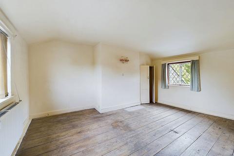 2 bedroom detached house for sale, Bretton Lane, Bretton, CH4