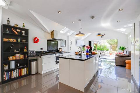 4 bedroom end of terrace house for sale, Conway Road, Pontcanna, Cardiff