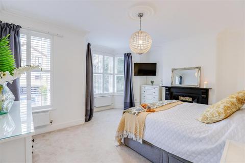 4 bedroom end of terrace house for sale, Conway Road, Pontcanna, Cardiff