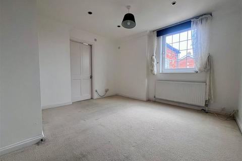 4 bedroom terraced house for sale, High Street, Hanslope, Milton Keynes