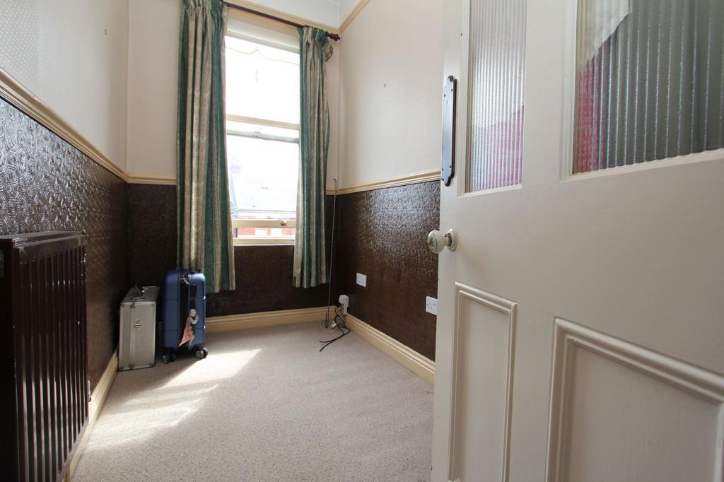 Bedroom Five / Office