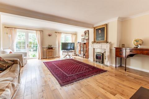 25 Anson Close, Saltford, Bristol, BS31 3DY