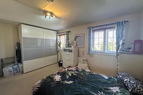 200 Apollo Avenue, Peterborough, PE2 8LA