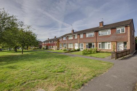 13 Cherry Tree Way, Penn, High Wycombe, HP10 8DQ