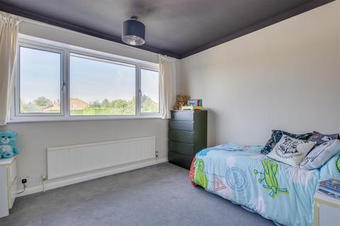13 Cherry Tree Way, Penn, High Wycombe, HP10 8DQ